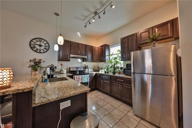 Photo - 328 Polk St Unit 3
