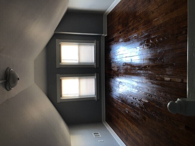 Photo - 2505-2509 Neil Ave Unidad 2509