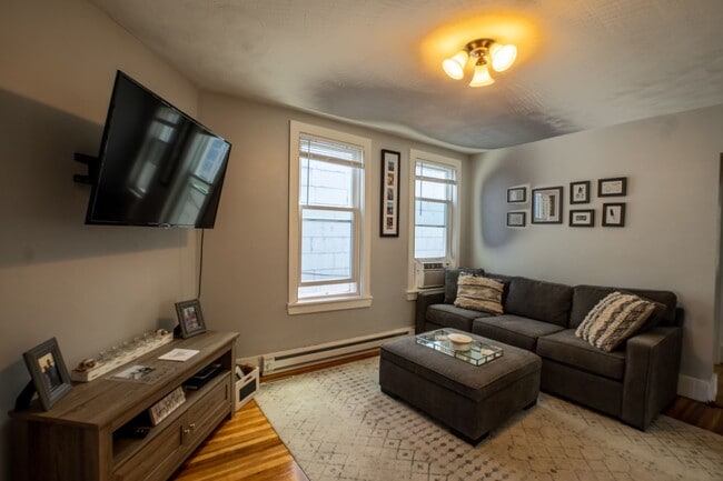 Photo - 215 Princeton St Unit 3