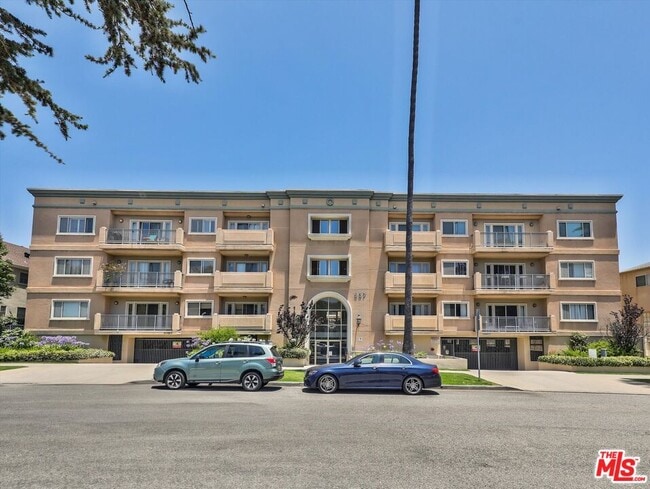 Building Photo - 937 12th St Unit 308 Rental