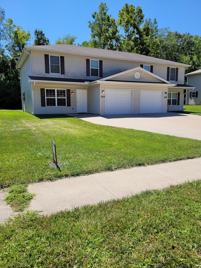 Building Photo - 3510 James Dale Rd