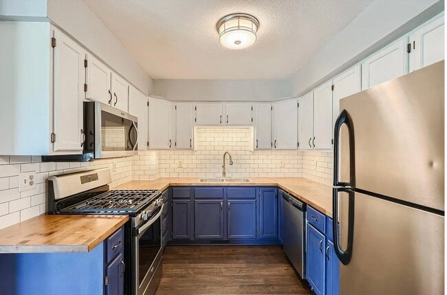 kitchen! Let's cook - 2201 2nd Ave N