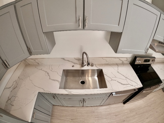 Photo - 859 W 43rd Pl