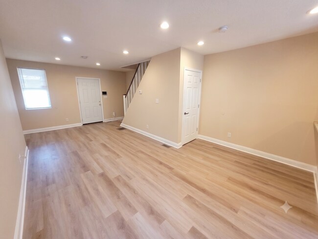 Photo - ??? UPDATED COZY 3 BEDROOMS AND 1.5 BATH HOME LOCATED IN NORTHEAST/LAWNCREST!!! ???