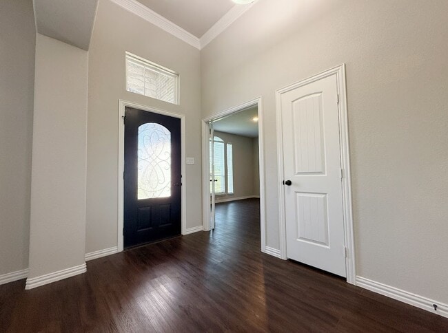 Photo - 104 Cottonwood Ct