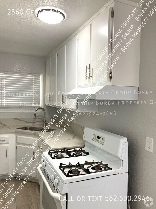 Building Photo - ***COZY 1 BEDROOM | 1 BATH WITHIN A GATED ... Rental