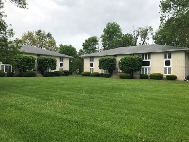 Photo - Comfortable living minutes from Merle Hay Mall!