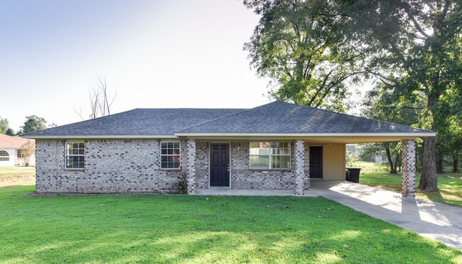 Photo - 514 Carson Rd