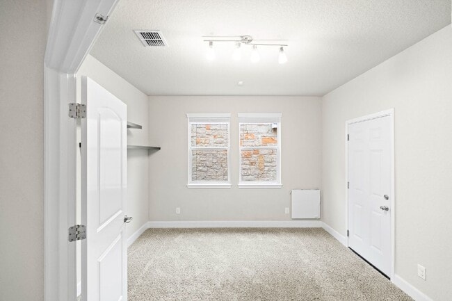 Photo - A Home That Adapts to You – Luxury, Flexibility & Entertainment Await!