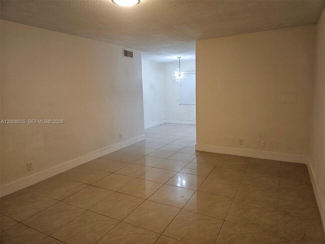 Photo - 900 Tallwood Ave Unit 207