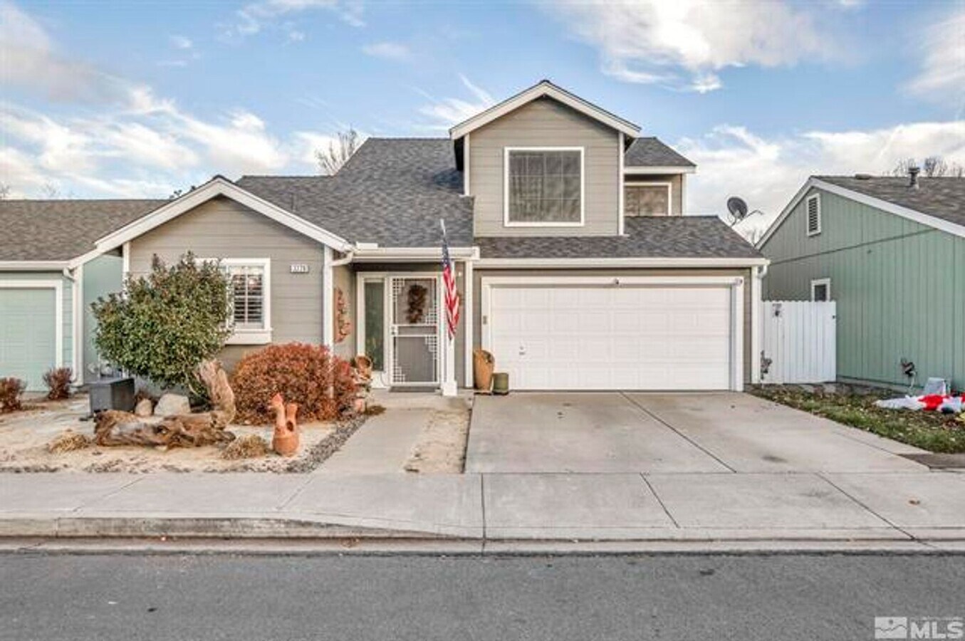 3 bedroom 2 1/2 bath home near Mira Loma P... - 3 bedroom 2 1/2 bath home near Mira Loma P...