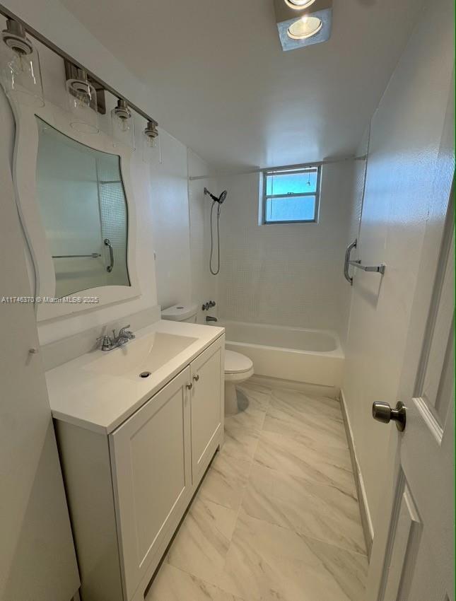 Photo - 2950 NE 201st Terrace Condo Unit E215