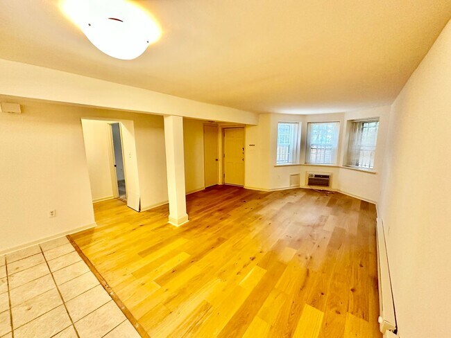 Photo - 1986 - Webster Unit Bsmt