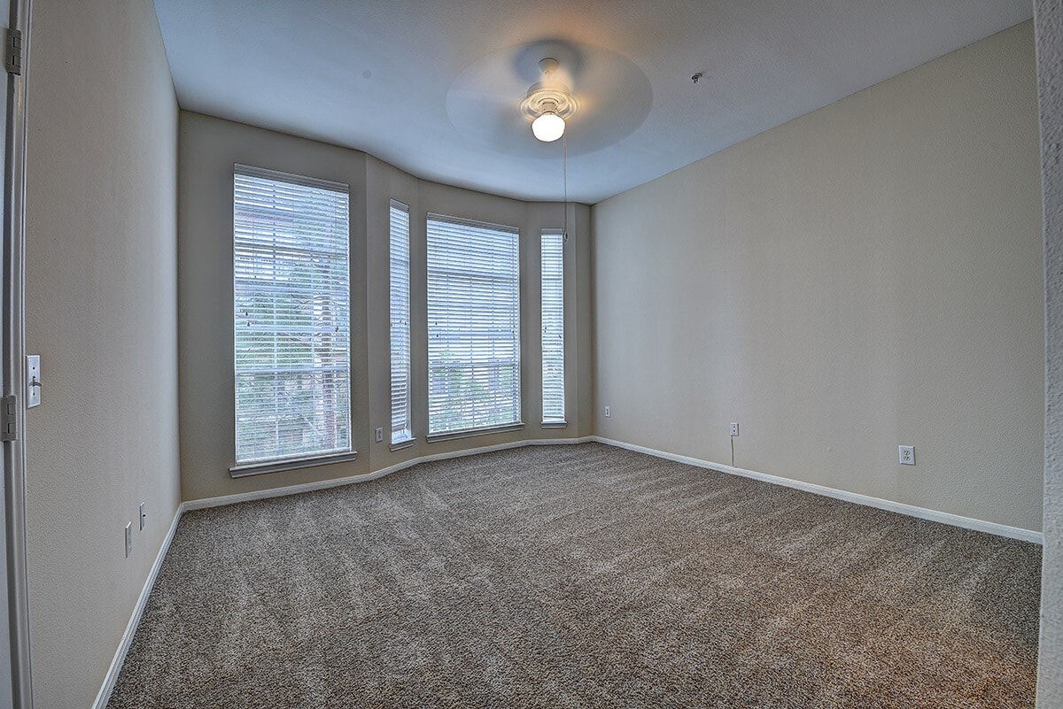 Photo - 1901 Post Oak Park Dr Unidad 2301