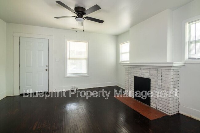 Photo - 4929 Avenue R