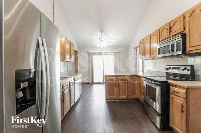 Photo - 169 Meadows Ct