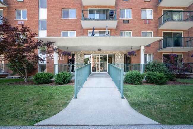 Photo - Riverview Towers Apartments - Skyline Living