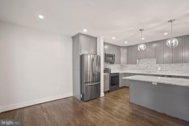 Photo - 1110 Wimbledon Dr