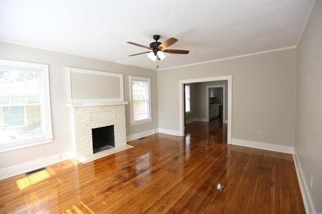 Photo - 3430 N Cypress St