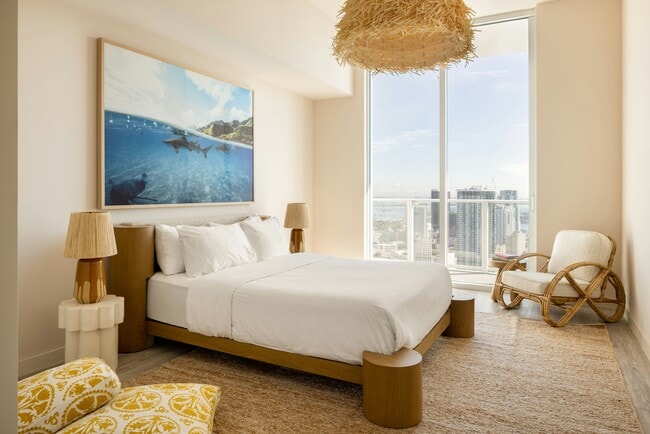 Building Photo - Flow Brickell