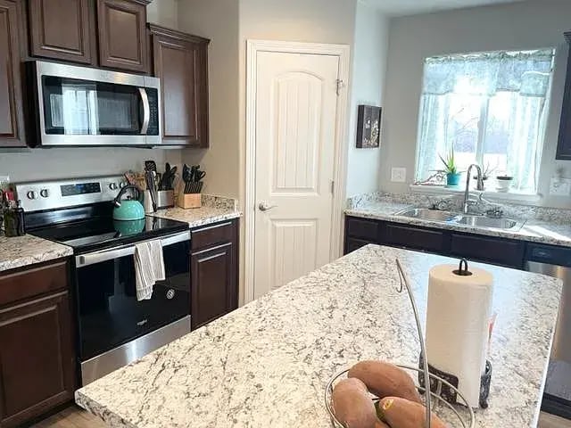 cocina - 5423 Hammond Dr