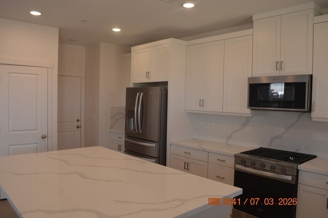 Photo - 228 W Volta St