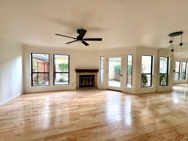 Photo - 983 E Foxhill Dr Unidad 983 Foxhill