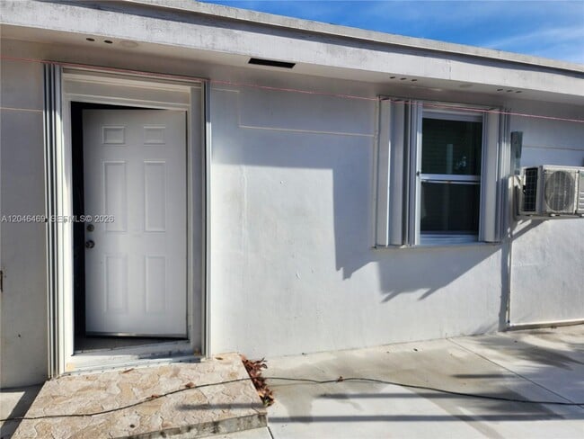 Photo - 11461 SW 197th St Unit A