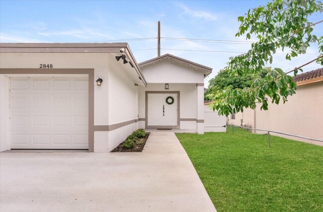 Photo - 2848 NW 9th Pl