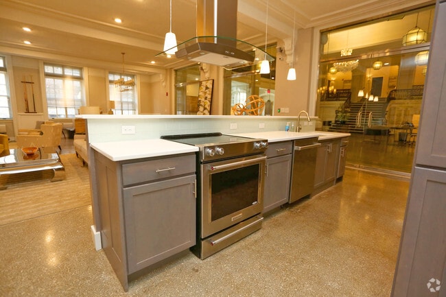 Clubhouse - The Rockefeller