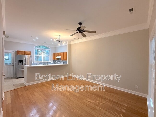 Photo - 1559 Pecan Ave