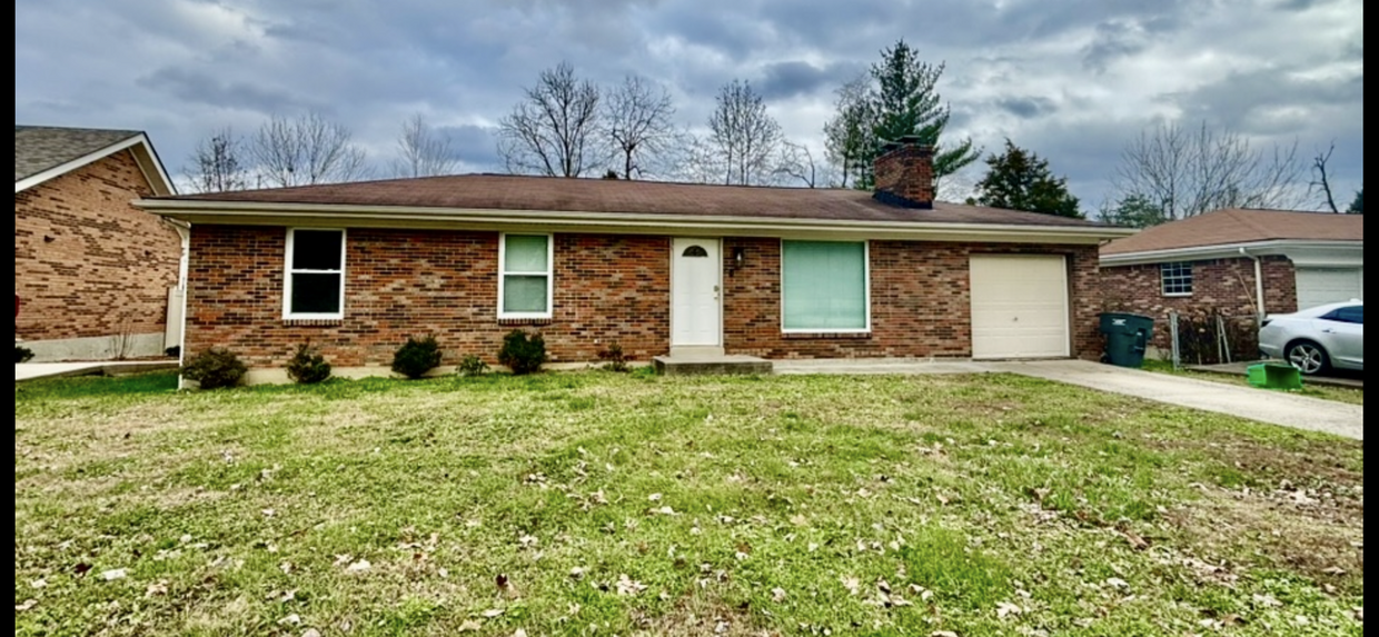 Photo - 110 Glenmill Rd (New Albany, IN)