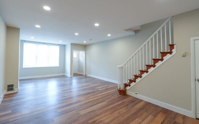 Photo - Amazing newly redone large 3 bedroom