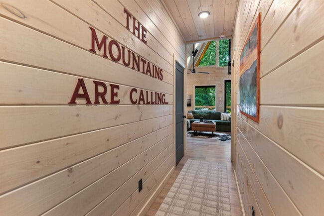 Photo - 1903 Ash Pass Unit ID1230070P