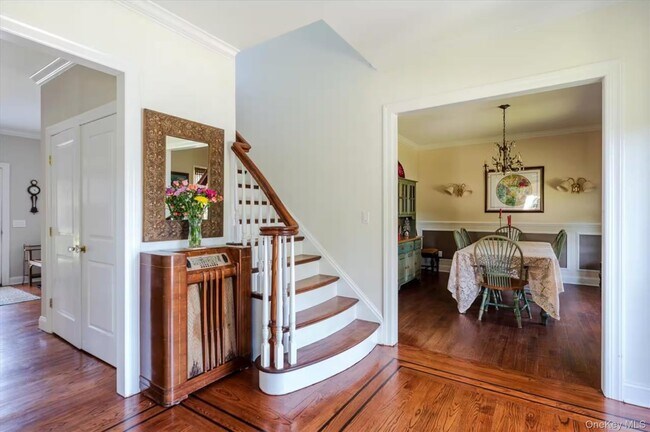 107 Puritan Dr