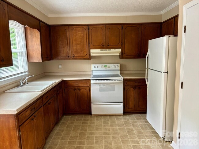 Photo - 1388 Roundtree Ln Unidad 121
