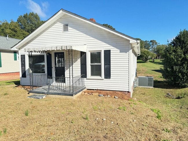 Photo - 2bd/1ba House on Lane St near Downtown Kan...