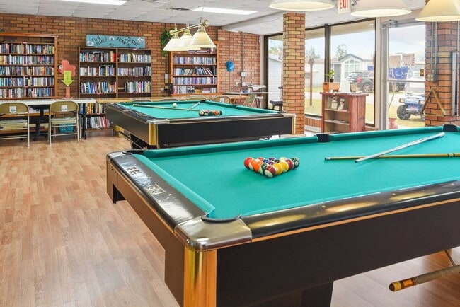 Photo - 1200 US Hwy 27 N