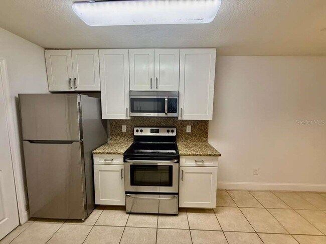 Photo - 7630 Pissarro Dr Unidad 16105