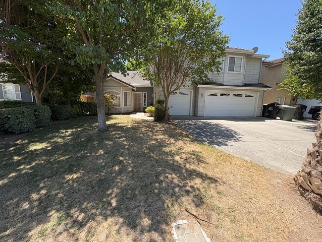 Photo - 703 W Russell Ave
