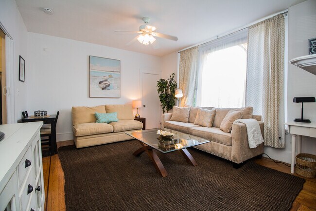 12 Chiswick Rd Unit 1