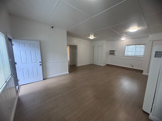 Photo - New Flooring & Paint!