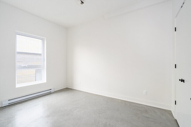 Photo - 7172 Rue Alexandra Unité 8