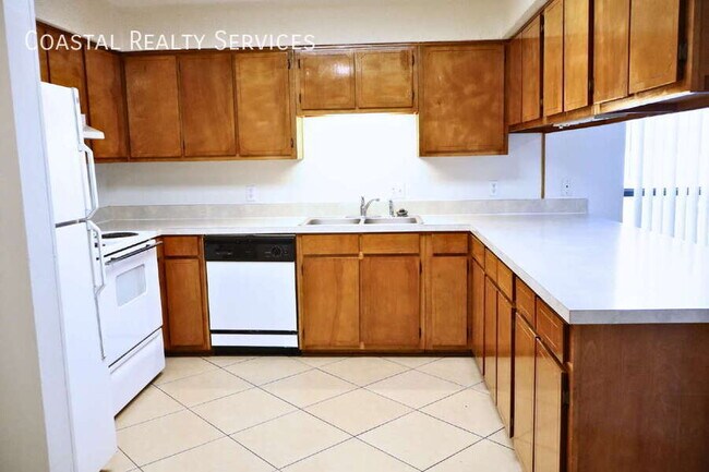 Photo - 337 Lewis St