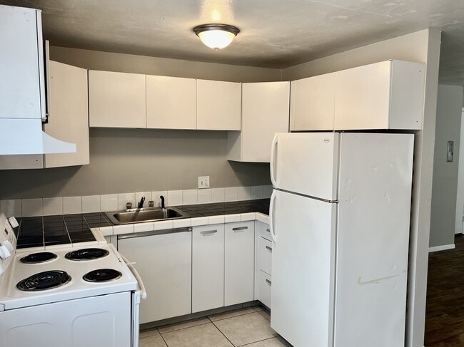 1355 Ogden