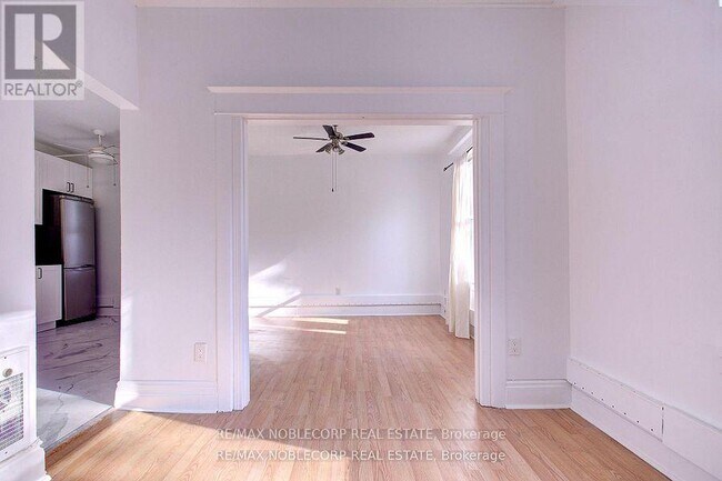 Photo - 34 Winchester St Unit 1