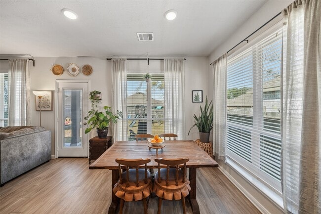 Photo - 11947 Sunshine Park Dr N