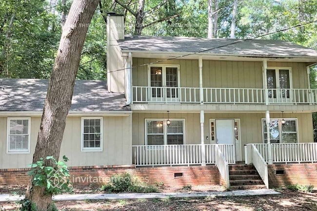 Building Photo - 1569 Briarwood Ln SW Rental