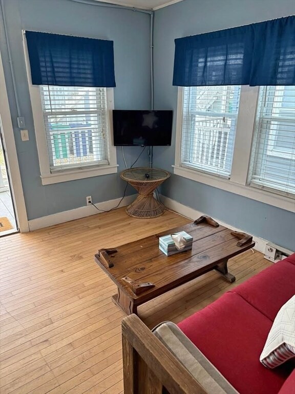 Photo - 7 Dover Ave Unidad 2