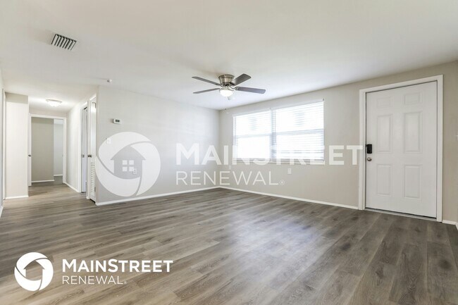 Photo - 60 Harwich Cir